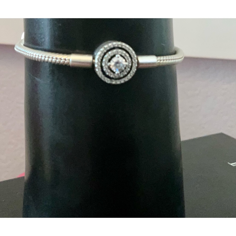 PANDORA MOMENTS HALO SNAKE CHAIN BRACELET - SILVER - WITH CHARMS - 7.1”